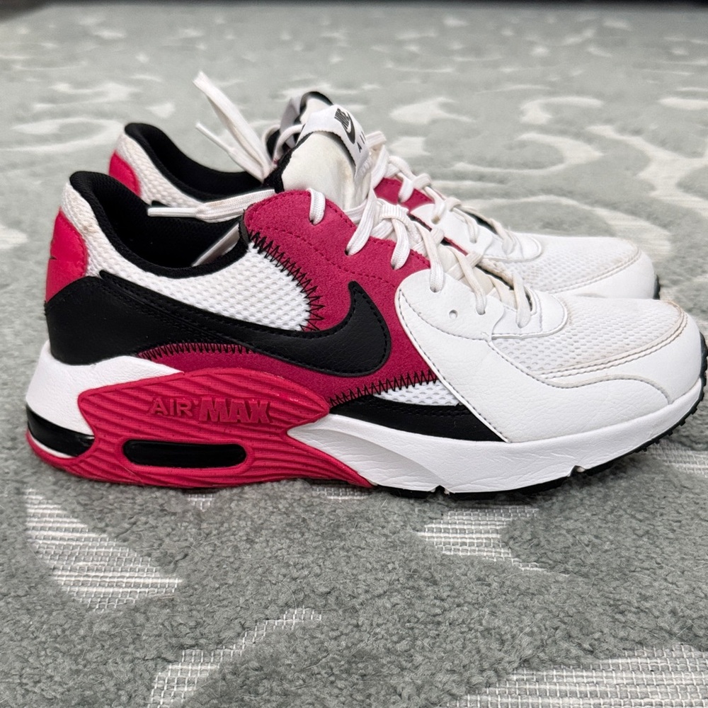 Pink & White Nike AirMAX